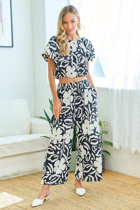 Wide Leg Floral Pant - Black/White