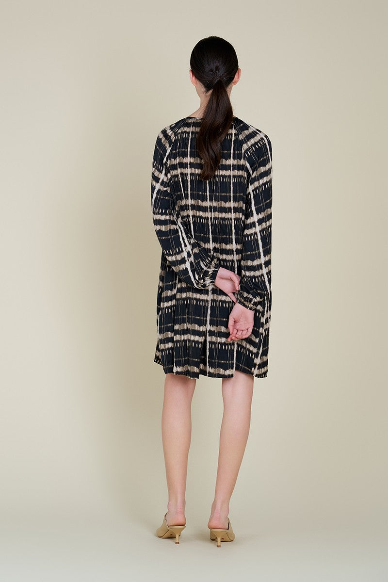 Pleated Grid Pattern Dress - Black/Beige
