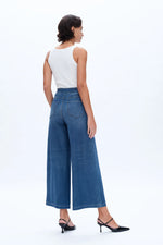 BYW8114 High-Rise Wide Leg Flare Jean