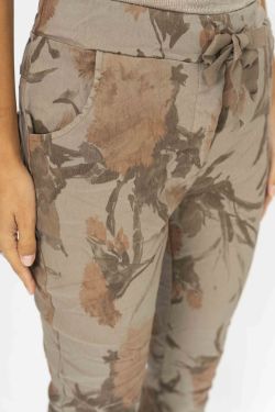 Floral Print Crinkle Jogger Pant - Taupe