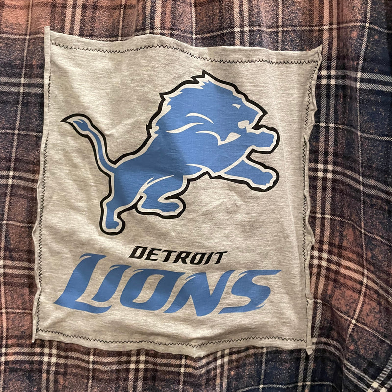 Graphic Back Flannel - "Lions" Logo 1