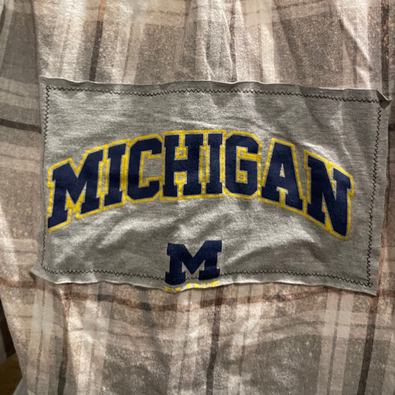 Graphic Back Flannel - U of M "Michigan"