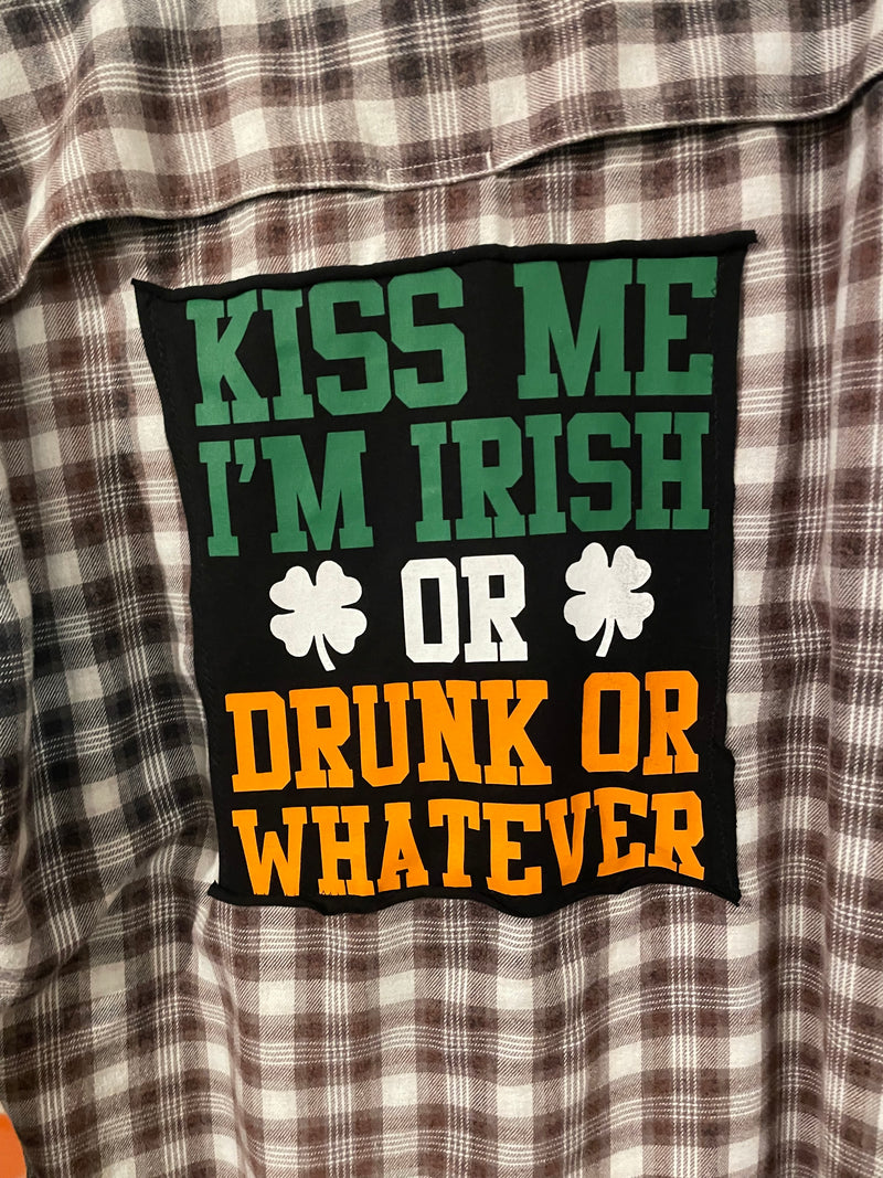 Graphic Back Flannel - Kiss Me I'm Irish