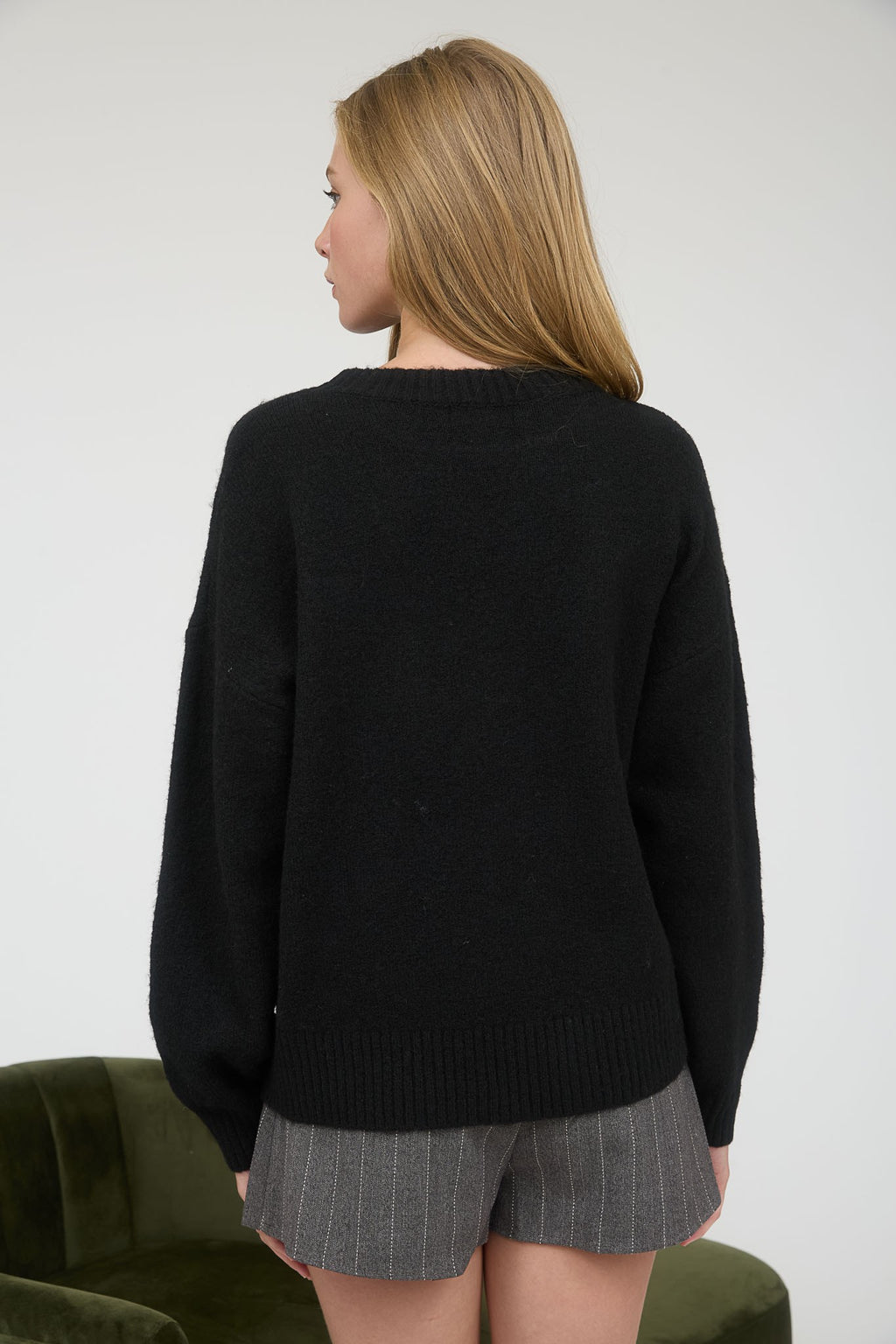 Ice Skates Design Sweater - Black