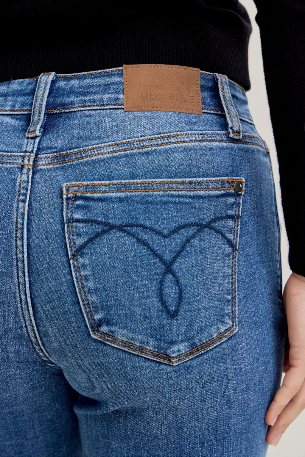 JB82685 MR Boyfriend Cuffed Jean - Med