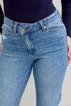 JB881003 HW Criss-Cross Boyfriend Jean - Med